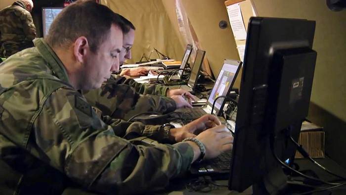 Cyberguerre, l’arme fatale ? et L’histoire secrète de la NSA